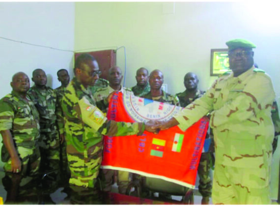 Col Maj Hamadou Djibo (right) hands over Command of Sector 4 to Col Maj Mohamed Toumba (left)